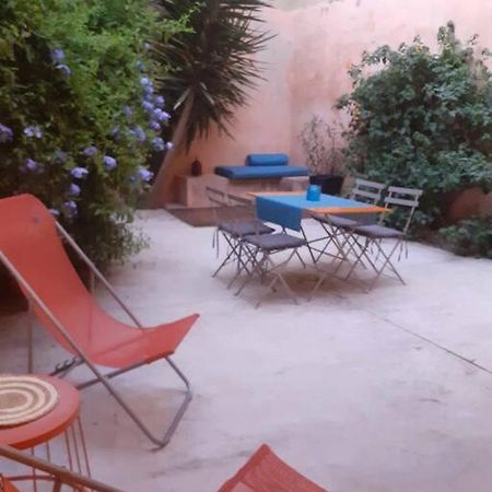 Arlette La Petite Maison Arlesienne Екстериор снимка