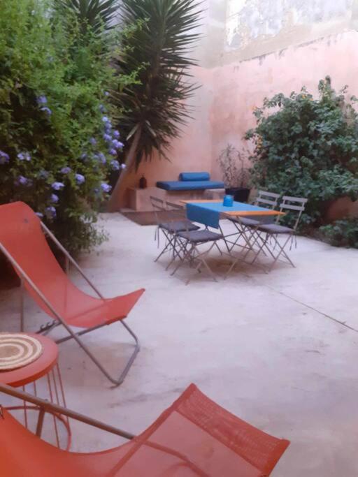 Arlette La Petite Maison Arlesienne Екстериор снимка